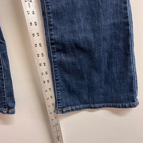 Levi's Jeans Womens 16M Blue Bootcut‎ mid Rise Medium Wash Stretch Denim - Picture 4 of 9